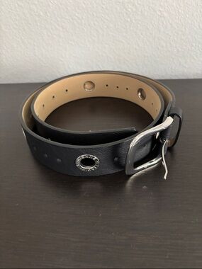 Adrienne Vittadini belt